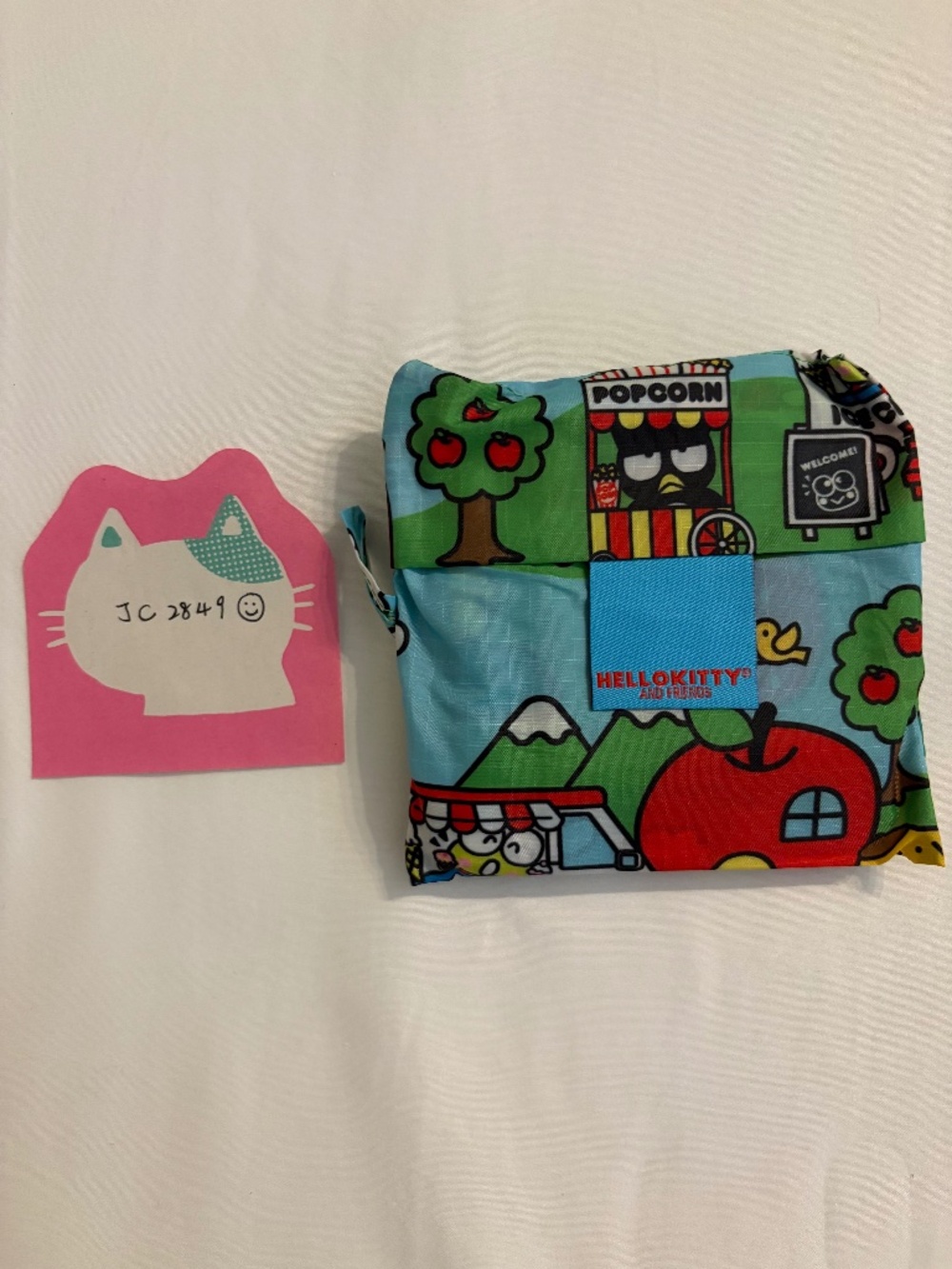 NWOT STANDARD BAGGU - HELLO KITTY AND FRIENDS SCENE
